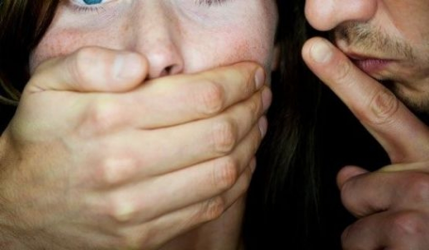 Първо ще те изнасиля, а после ще те убия, каза Георги на жертвата си и започна да блудства с нея  