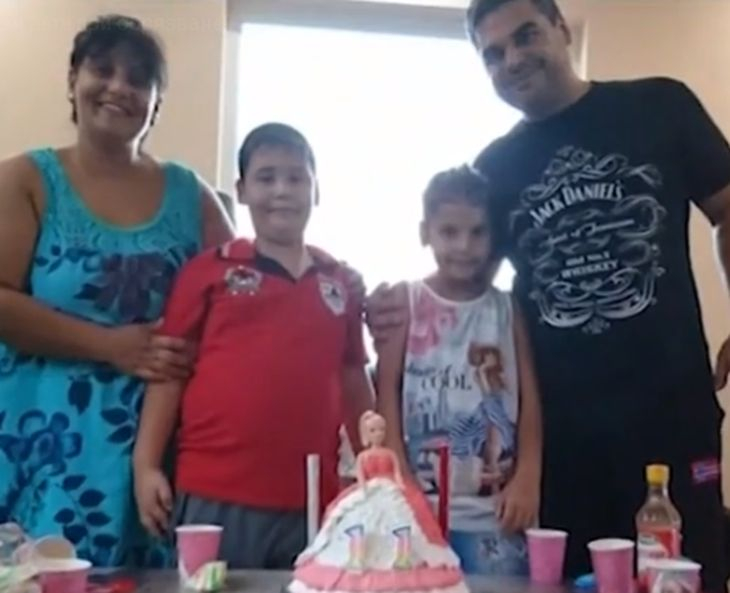 Безобразие! Родители оставиха детето си за обрязване в Хасково, а им го върнаха с обгорели и обезобразени крака! (СНИМКА 18+)