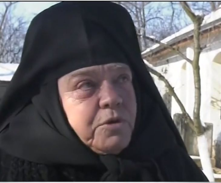 Серафима - женският глас на църквата! Сестрата разказа покъртителната история на живота си (ВИДЕО)