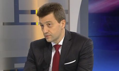Шефът на Асоциацията на банките коментира ниските лихви и предупреди...