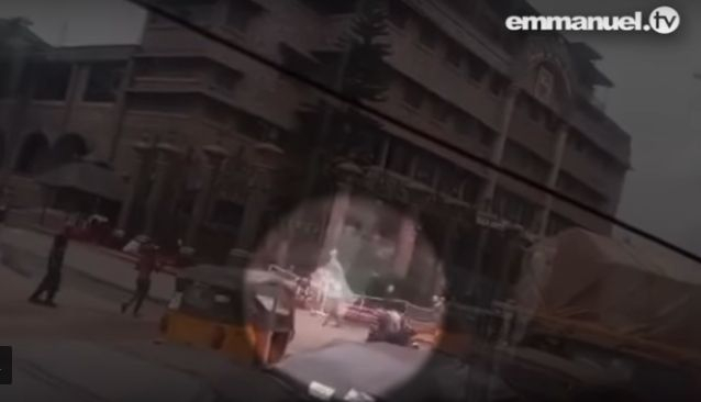 Мъж от Лагос отиде на църква, но засне ВИДЕО, за което сега говори цялата мрежа