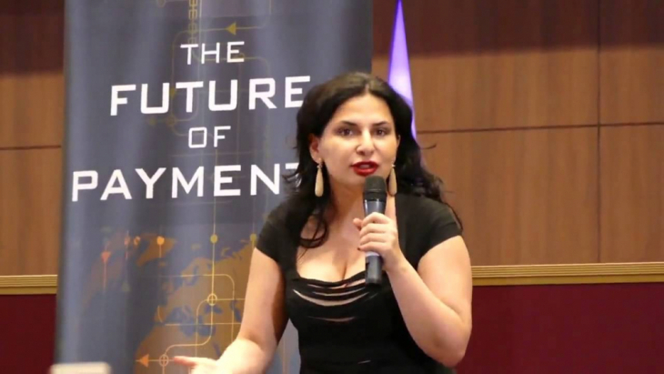 Проговориха хората, които стоят зад схемата OneCoin на фараонката Ружа (ВИДЕО)