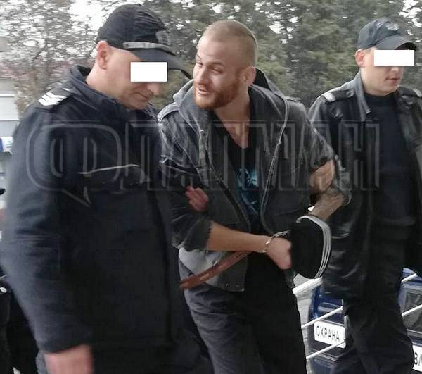 Малката Рижа избесня, че остава в ареста, скочи на прокурор! Рецидивистът с култови оправдания