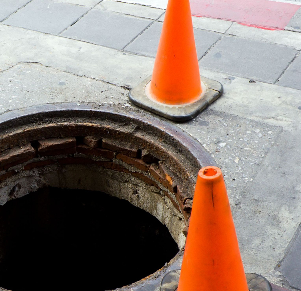 Мъка! Шахта зейна застрашително, „оправиха“ я с... (СНИМКА)
