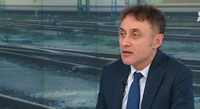 Шефът на БДЖ разкри кой и защо напада железниците