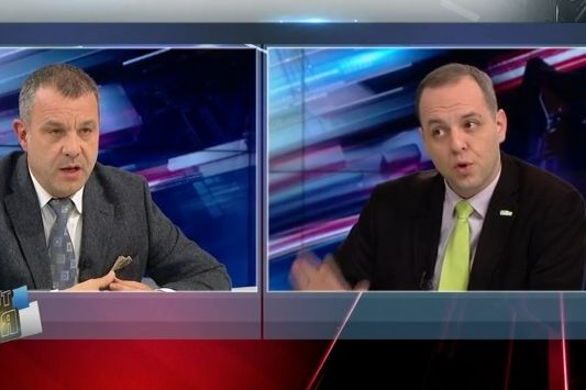 Кошлуков попиля „зеления“ Сандов в ефир и извади кадри, с които направи протестърите на пух и прах