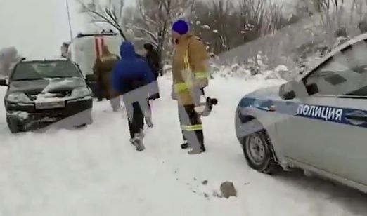 Откриха първата черна кутия на пътническия самолет, който се разби край Москва (ВИДЕО)