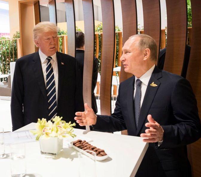 Тръмп обсъдил с Путин по телефона палестинско-израелския въпрос, пратил поздрави на Абас