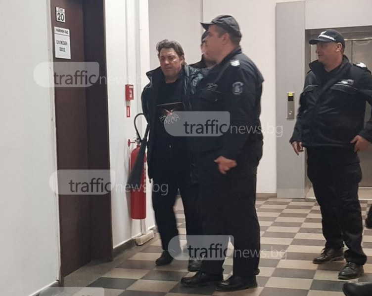 Ето го изрода Яне, изнасилил дъщеря си след 5 години в затвора за същото зверство! Няма да повярвате какво й казал преди да си свали панталоните! (СНИМКИ)