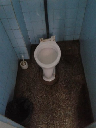 Пациентите на столична поликлиника преживяват истински ад (СНИМКИ) 