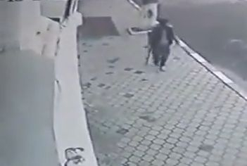  Свирепият бандит Халил, окървавил църквата в Кизляр, се разходил с оръжието през целия град (ВИДЕО)