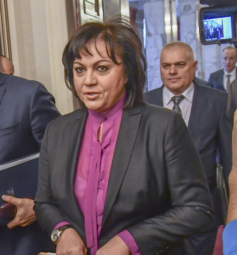 БСП застава твърдо зад Жаблянов и Плочев, Нинова захапа остро премиера