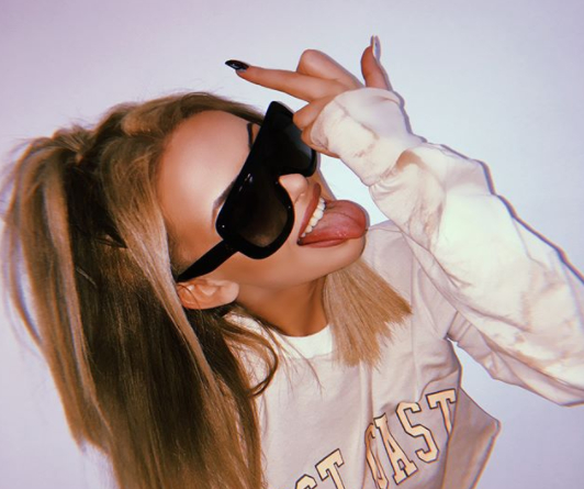Първо в БЛИЦ! Сузанита пусна скандален пост в Instagram за Луна: Купих болната ни нация за 300 лв.! (СНИМКА)
