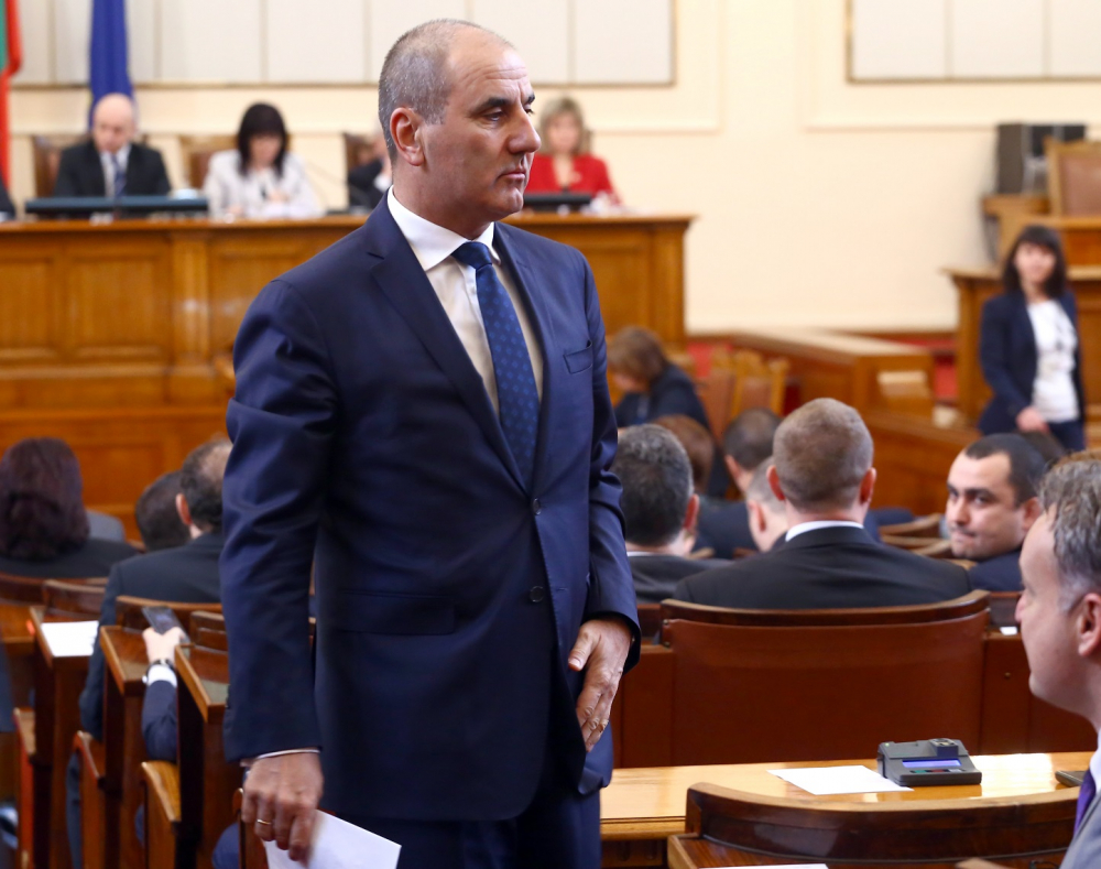 Цветанов поднесе съболезнованията си на близките на загиналите при зверския инцидент на АМ "Тракия"