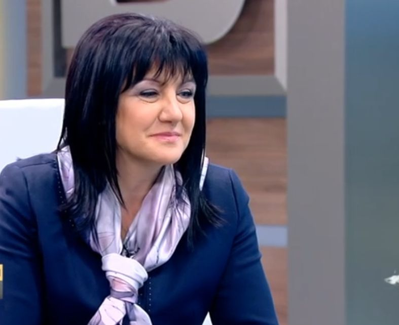 Цвета Караянчева: Чудя се – БСП диктатура на пролетариата ли ще поиска