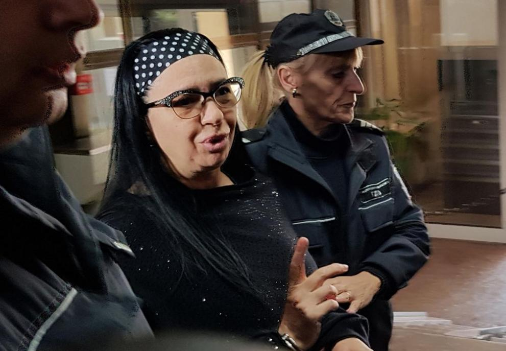 Силиконката Мейзер с нова шокираща версия за смъртта на Николай! Отишла до магазина за яйца, а когато се върнала...
