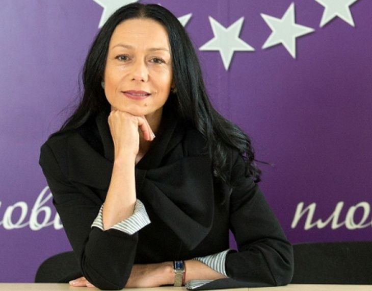 Ексклузивно в "ШОУ"! Звездата от „Скъпи наследници” Ивана Папазова: Човек е загадъчен в дрехи, а не гол