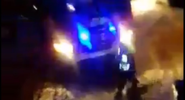 Сигнал в БЛИЦ! Огнен ад в "Люлин", пожарникари извършиха уникална спасителна акция (ЗРЕЛИЩНО ВИДЕО)
