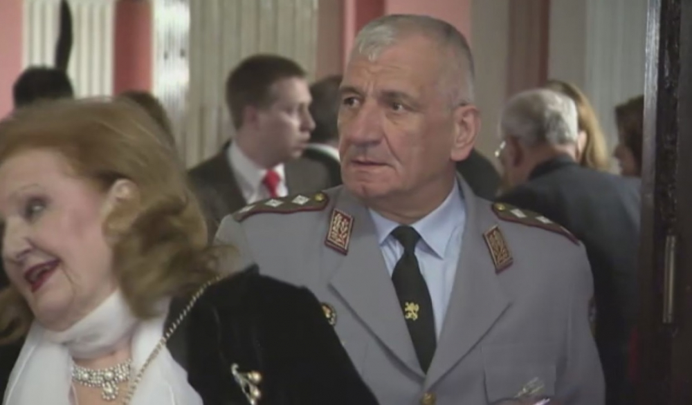 Президентът Румен Радев даде първия си прием за 3 март, Деси Радева блесна с ослепителен тоалет и нов цвят на косата (СНИМКИ)