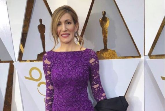  beaut.ie: Николина Ангелкова се нареди сред най-добре облечените звезди на "Оскар"-ите (СНИМКА)