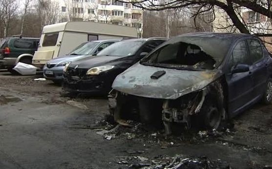 4 коли изгоряха в "Дианабад" нощес