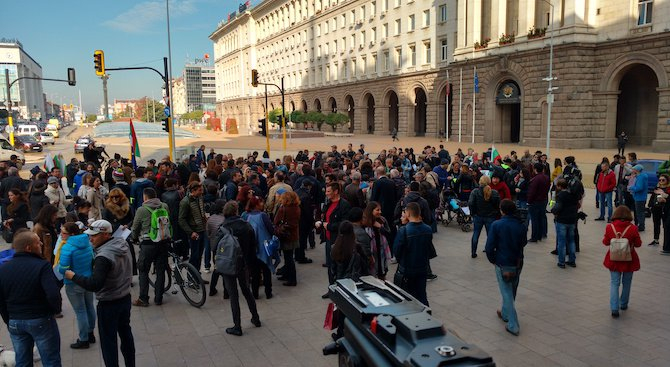 Готвят се провокации на протеста пред Министерски съвет
