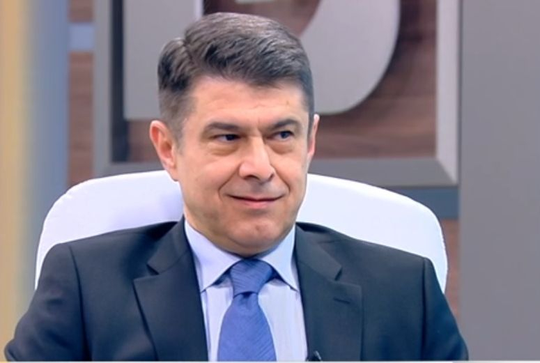 Димо Гяуров: Нищо чудно всички да сме жертва на двойна игра на ЧЕЗ