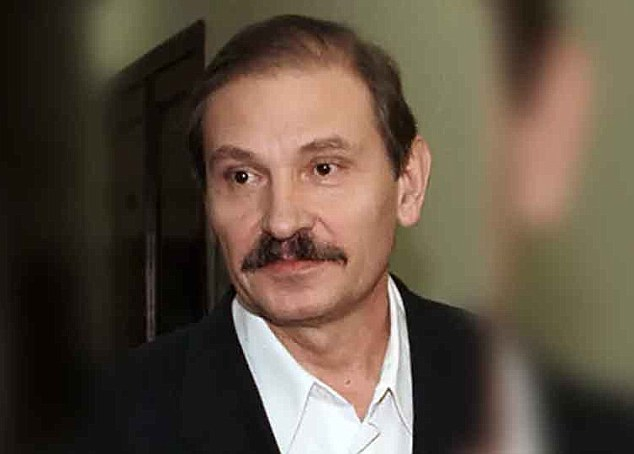 Британските медии извънредно: Враг на Путин е намерен мъртъв! Руски изгнаник и приятел на Березовски е открит бездиханен в дома си в Лондон (СНИМКИ)