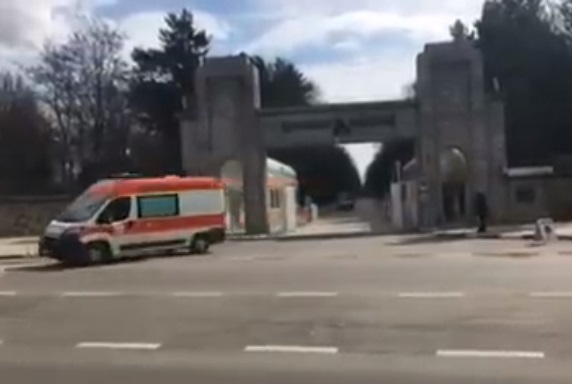 Министър Караниколов с последни данни за взрива с жертва в завод „Арсенал“ (ВИДЕО)