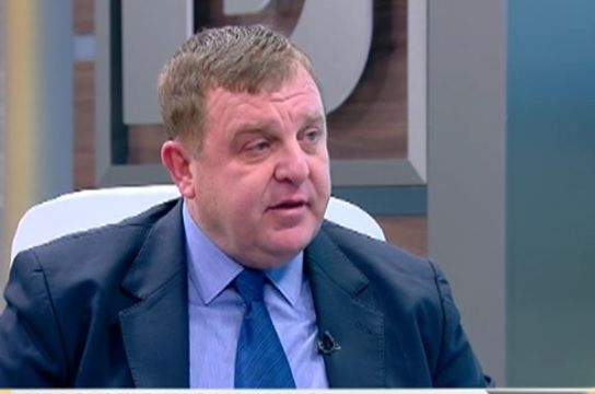 Каракачанов посече Николай Ненчев: Той лъже за ремонта на МиГ-29, защо да ги изхвърляме, щом може да ги използваме до 2030 г.