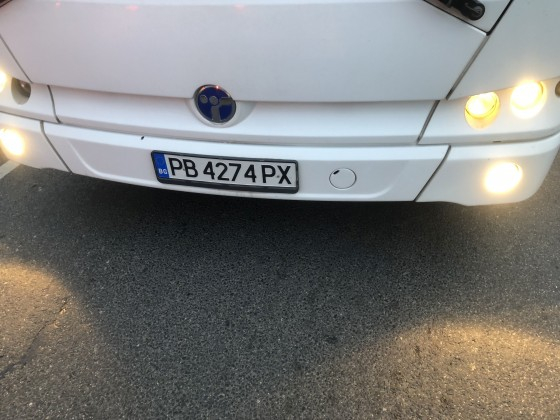 Грозна сцена на пловдивски булевард след засичане на пътя! (СНИМКИ 18+)