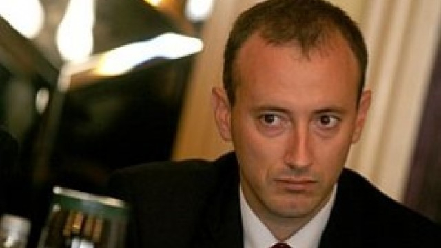 Красимир Вълчев каза какво трябва задължително да се случи с учителската заплата, за да почнат децата ни да се учат 