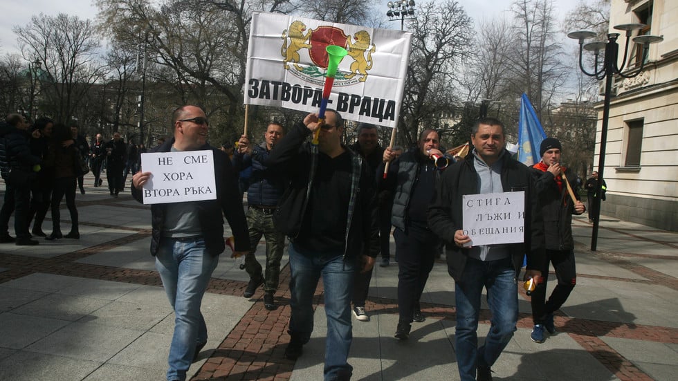 Борисов се срещна със служителите в затворите и им даде голямо обещание за повече пари