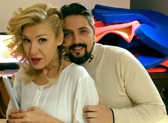 Мрежата е взривена! Гала и Стефан се награбиха голи в гримьорната, а отстрани им духа... (СНИМКА)