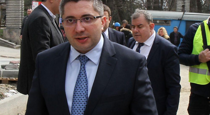 Министър Нанков издаде разрешение за строеж за още близо 2 км от АМ „Струма“