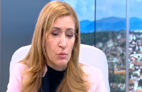 Министър Ангелкова: Платих с лични средства пътуването си до Лос Анджелис 