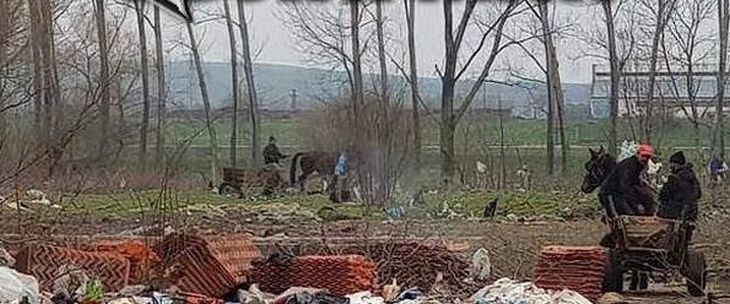 След днешния набег положението в завода в Средец е страшно - ромите превърнаха гордост на капитализма в гето! (СНИМКИ)