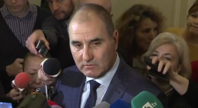 Цветанов: Не се сърдя на Сидеров, но Борисов трябва да вземе тежко решение