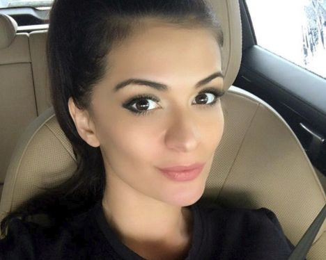 Половинката на Преслава я позлати заради бебето! Няма да повярвате какво й подари бъдещият татко 