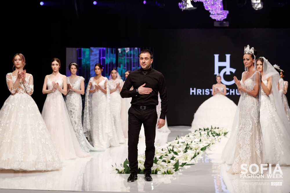 Висша мода показаха втората вечер български марки и дизайнери на Sofia Fashion Week SS 2018 (СНИМКИ)