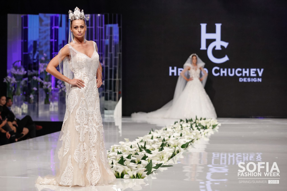 Висша мода показаха втората вечер български марки и дизайнери на Sofia Fashion Week SS 2018 (СНИМКИ)