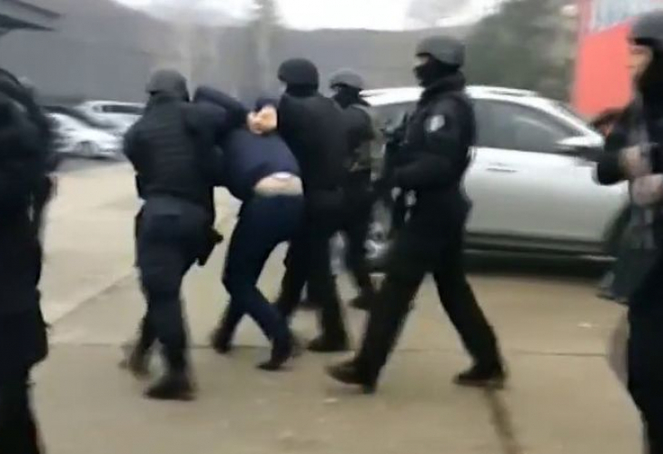 Srbija Danas: Путин ще изпрати изтребители и спецчасти, ако албанците пак посегнат на сърбите в Косово!