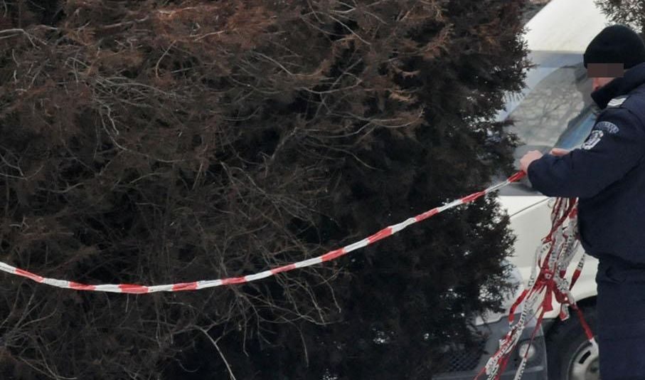Шок и ужас в село Смилец! Мъж се върза за стълб, поля се със запалителна течност и изгоря като факла 