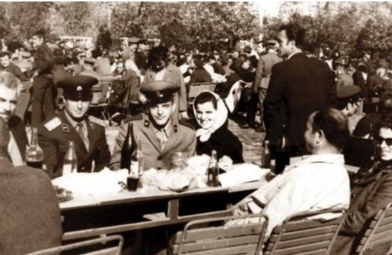 Спомени от соца: Как ни хранеха в казармата по онова време