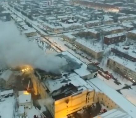 Заваляха оставки заради смъртоносния пожар в Русия, първата е на...