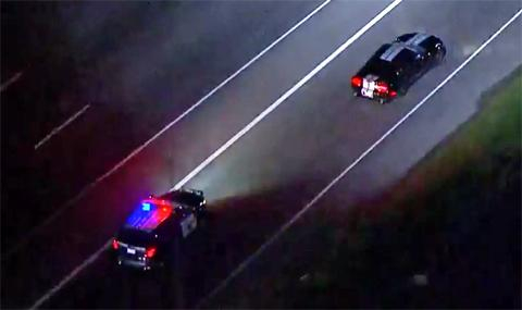 С 225 км/ч: Да изчезнеш бързо и яростно за 60 секунди със стар Ford Mustang