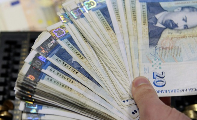 Започна се: Фирма от Монтана дължи 100 000 лева заплати на работниците си, обявяват я във фалит