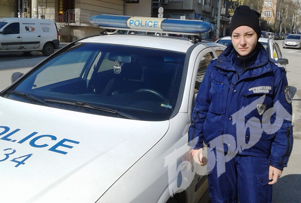 Внимавайте, ако попаднете в ръцете на тази крехка полицайка от Велико Търново 
