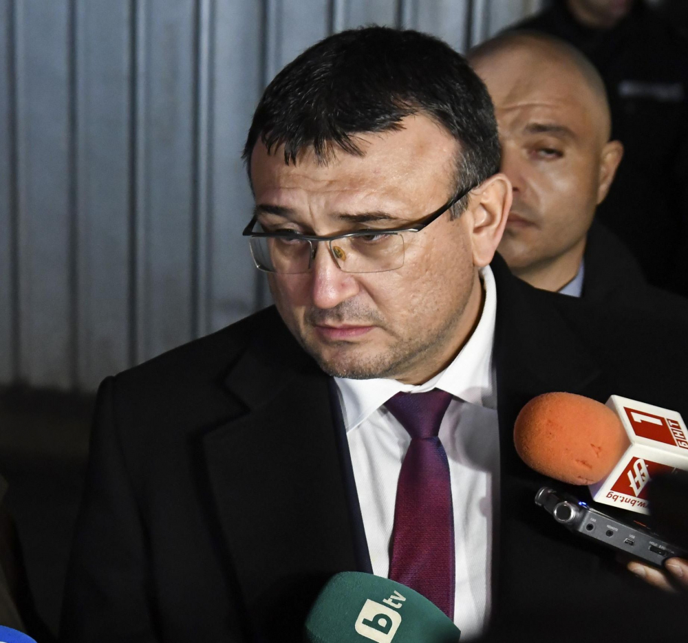 Младен Маринов разкри, че се претърсват адреси заради бегълците, и отправи важно предупреждение към гражданите 
