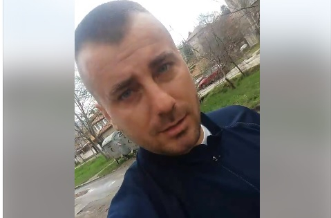 Невероятно! Ето какво направиха родолюбиви българи с огромни дупки на пътя (ВИДЕО)